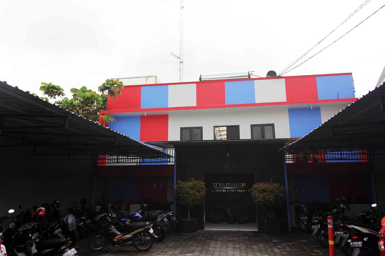 D'Paragon Pringwulung Maguwo Bagian luar foto
